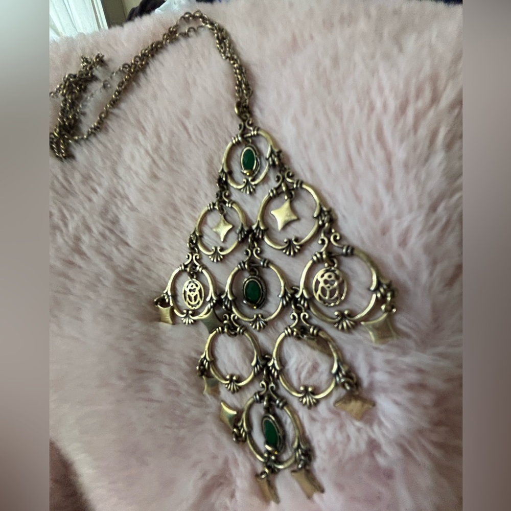 Lucky Brand Green and gold Filigree Necklace